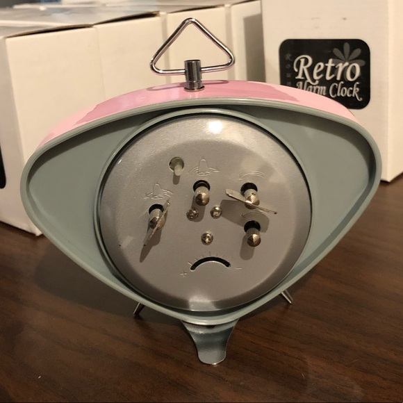 💥PINK windup alarm clock with pinup girl - Picture 3 of 4